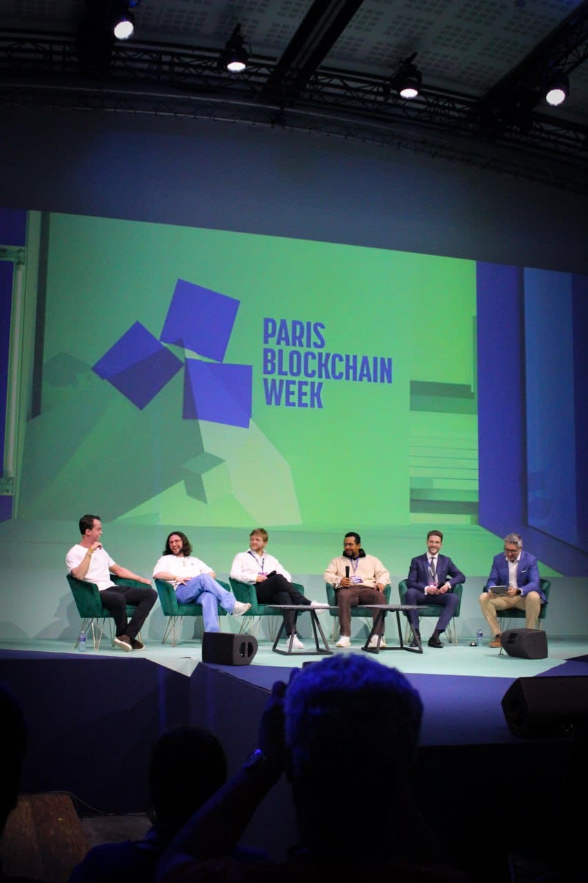 Crypto onder de Mona Lisa: Paris Blockchain Week door de ogen van Michaël paris blockchainweek panel michael van de poppe