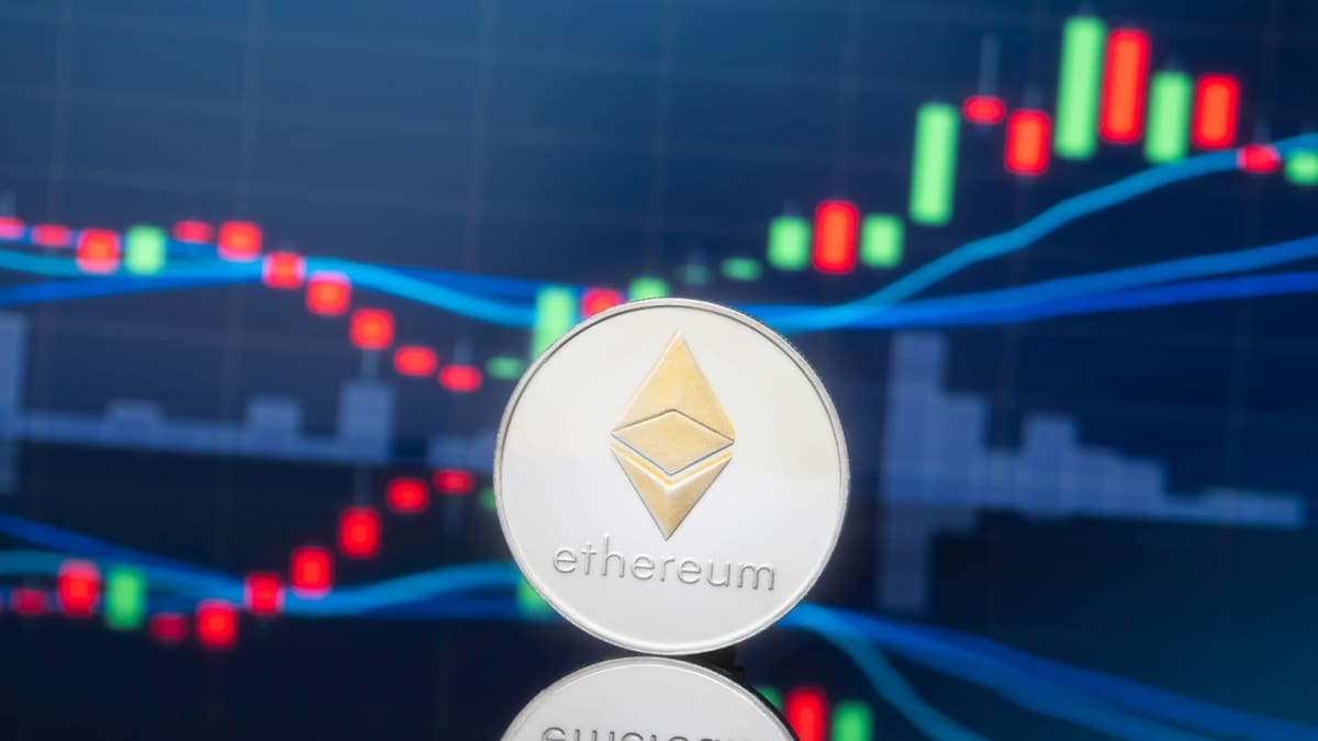 Shutterstock_1105587212 Ethereum zet in op AI en positioneert zich als betaalnetwerk voor de sector