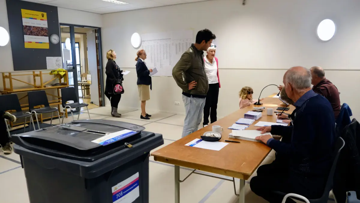 Verkiezingen Zoveel verdien je als stembureaulid of stemmenteller bij de verkiezingen van 2025