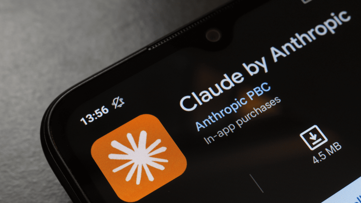 Claude van Anthropic op mobiele telefoon Claude van Anthropic op mobiele telefoon