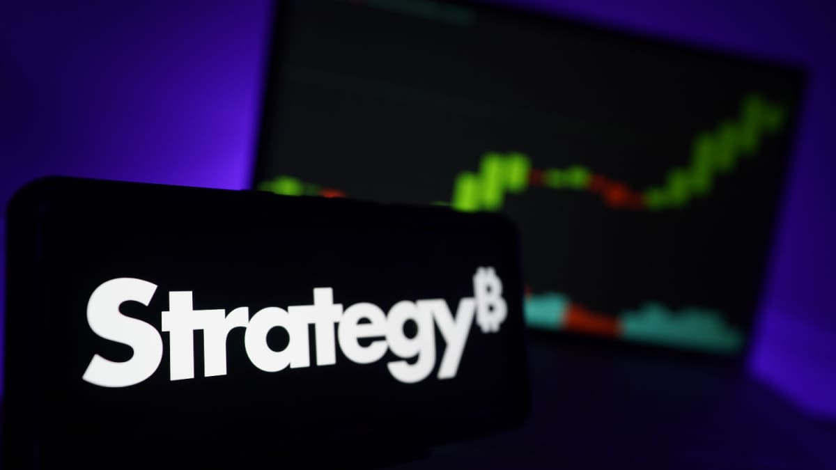 Bitcoin-Gigant Strategy pausiert Käufe: Deutlicher Verlust erwartet Bitcoin-Gigant Strategy pausiert Käufe: Deutlicher Verlust erwartet