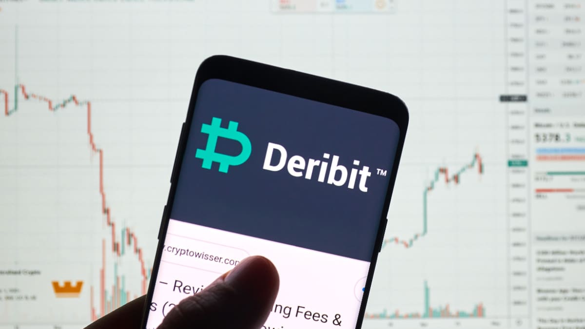Een afbeelding van het logo van deribit met een grafiek op de achtergrond