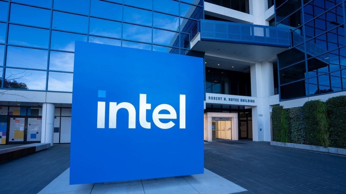 Kantoor van chipfabrikant Intel Aandeel Intel door het dak, Amerikaanse overheid maakt €24 miljard winst