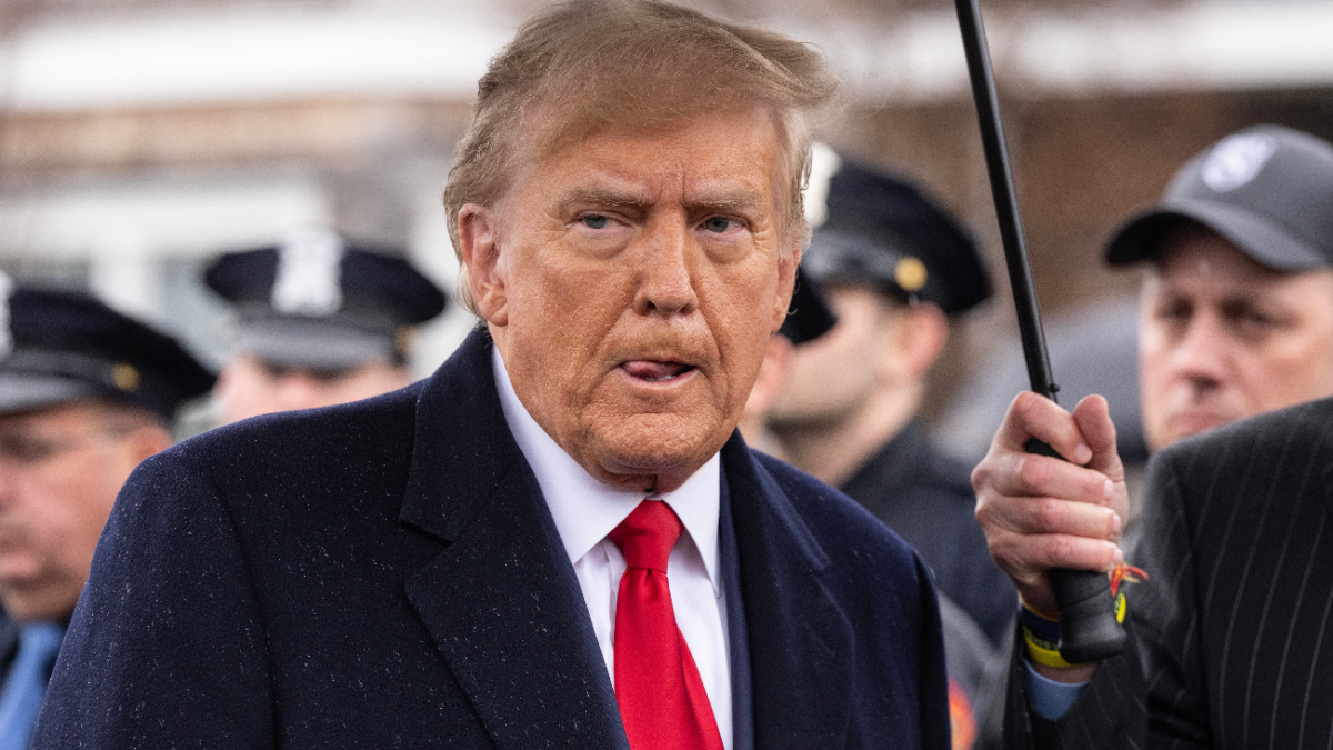 Donald-Trump-in-de-regen Donald-Trump-in-de-regen
