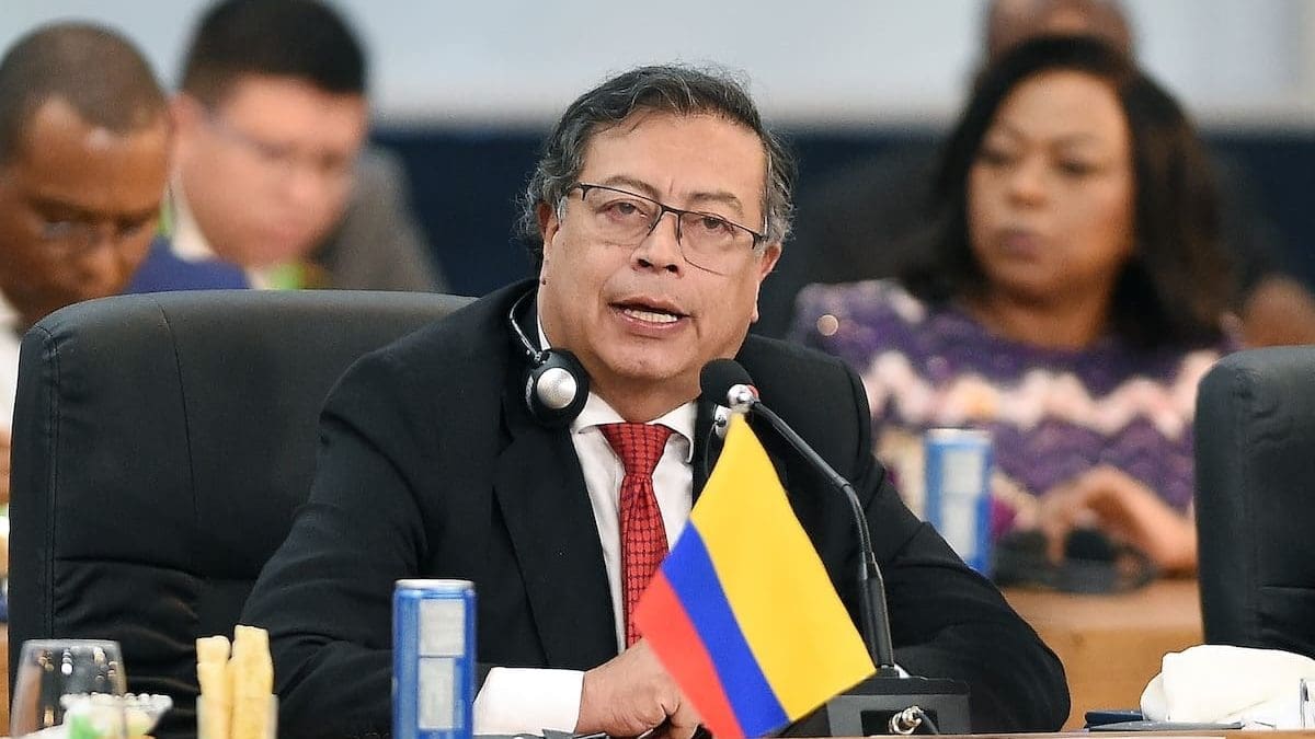 Gustavo Petro, de president van Colombia Colombiaanse president wil duurzaam Bitcoin minen op Caribische eilanden