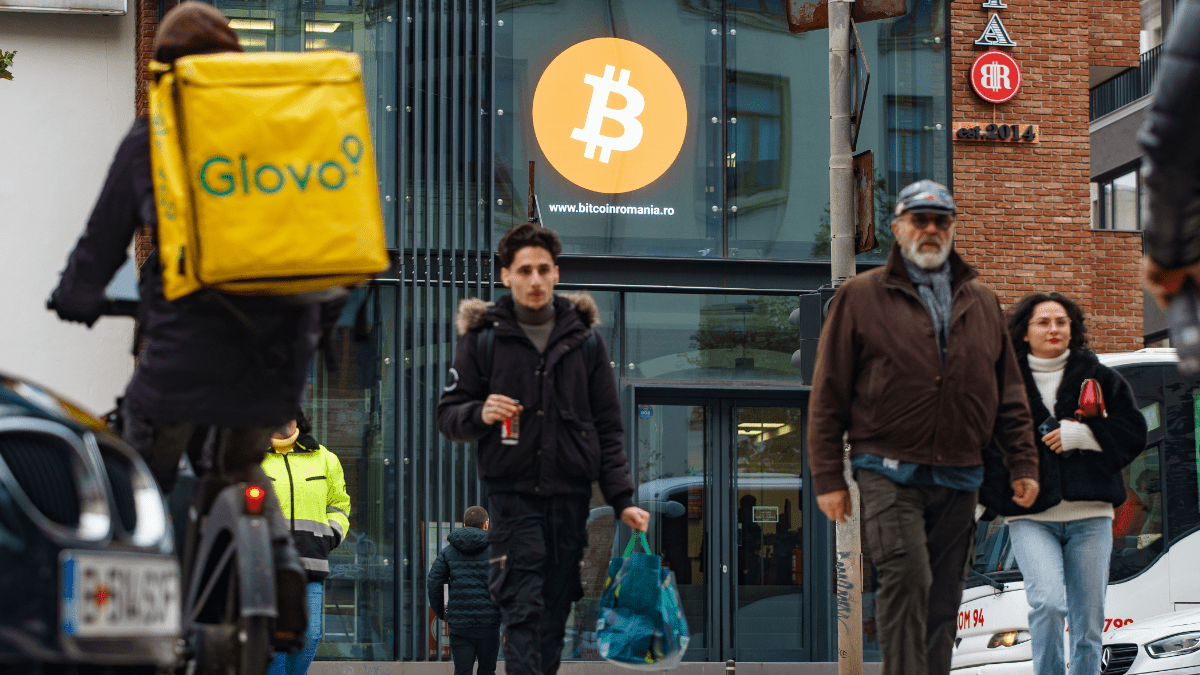 bitcoin-logo-straat Europese wet zet streep door honderden cryptobeurzen: dit verandert er voor jou